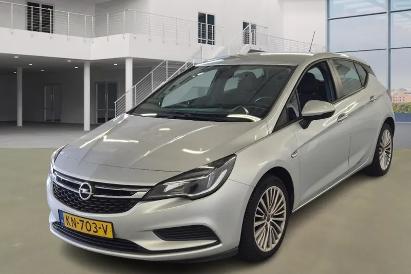 Opel Astra (2016)