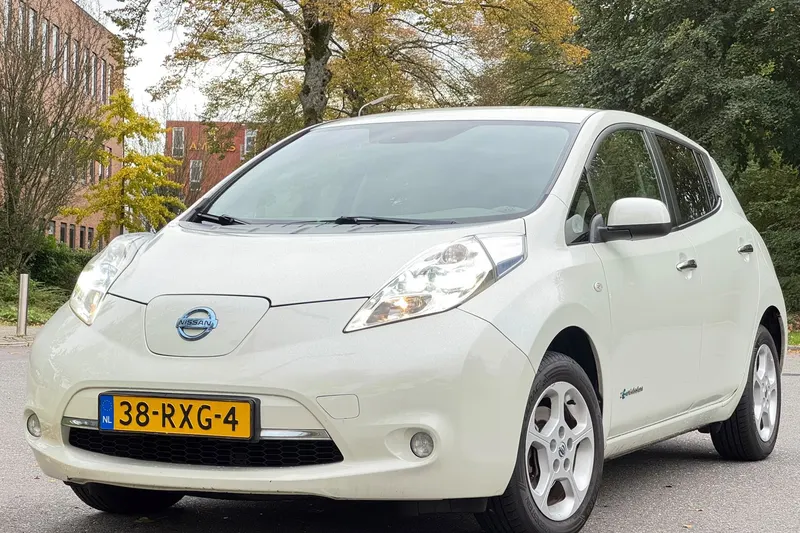 Nissan Leaf (2011)