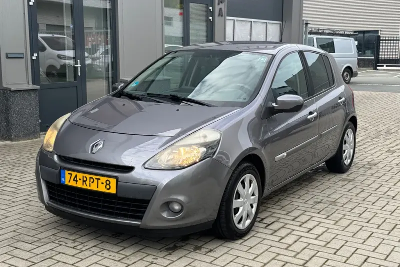 Renault Clio (2011)