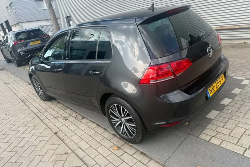 Volkswagen Golf (2016)