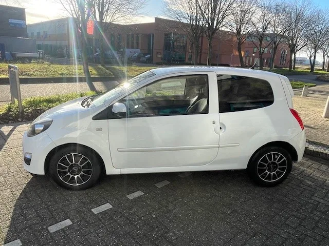 Renault Twingo (2013) — foto 1