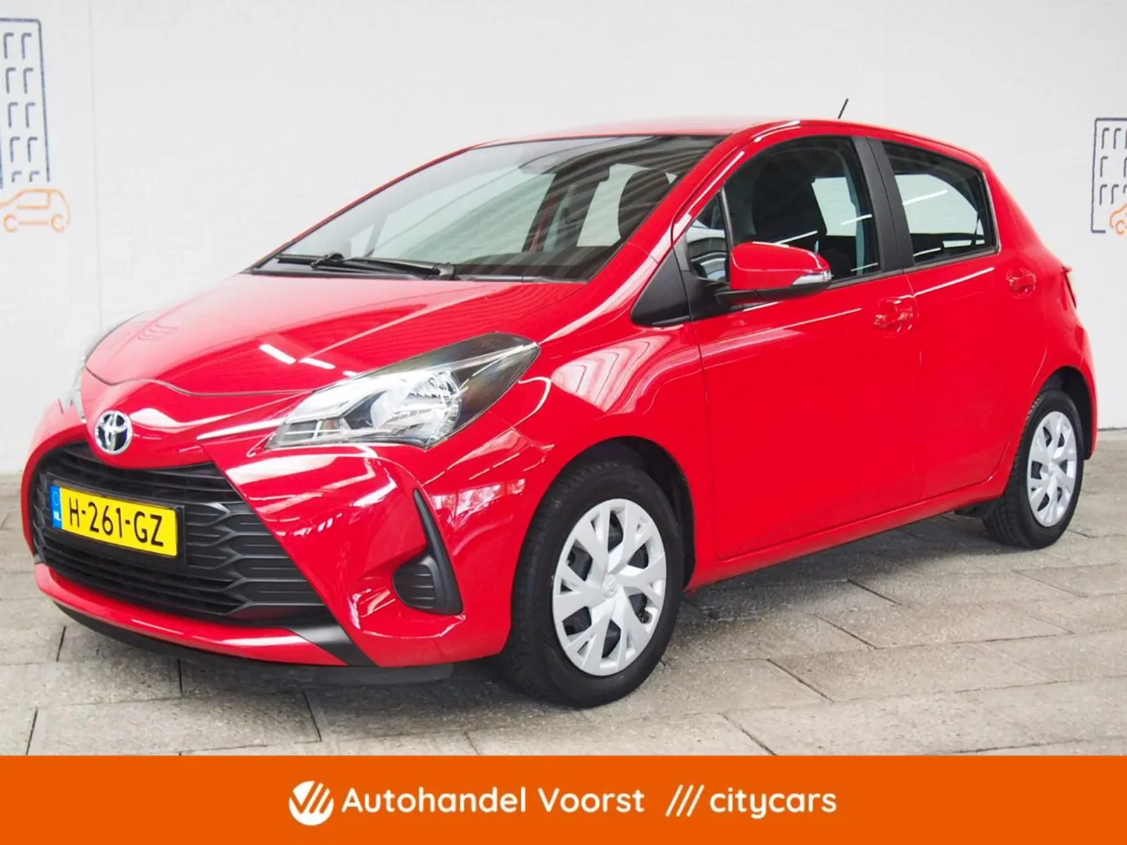 Toyota Yaris (2020) — foto 1