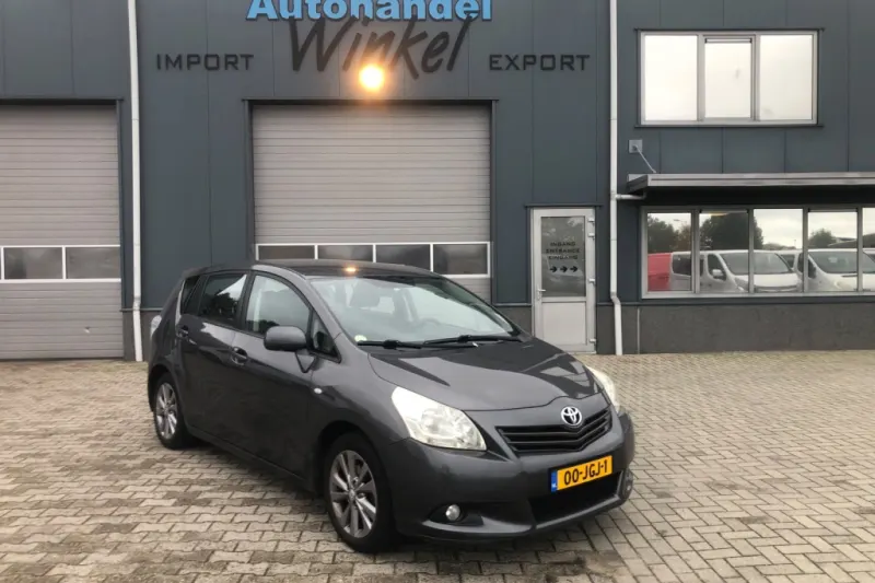 Toyota Verso (2009)