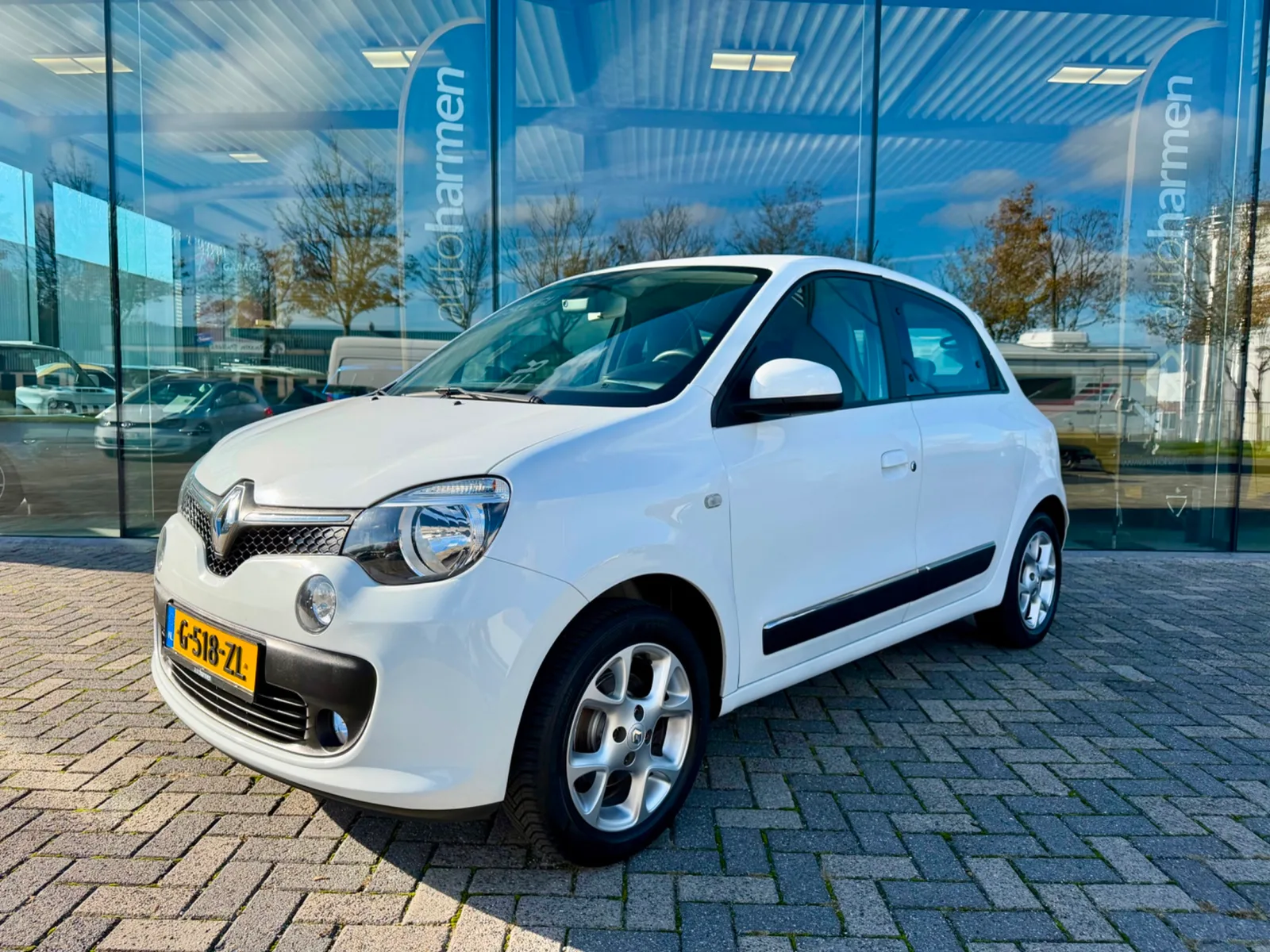 Renault Twingo (2015) — foto 1