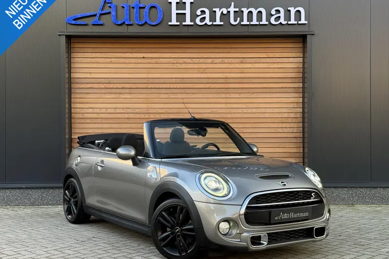 MINI Cabrio (2018)