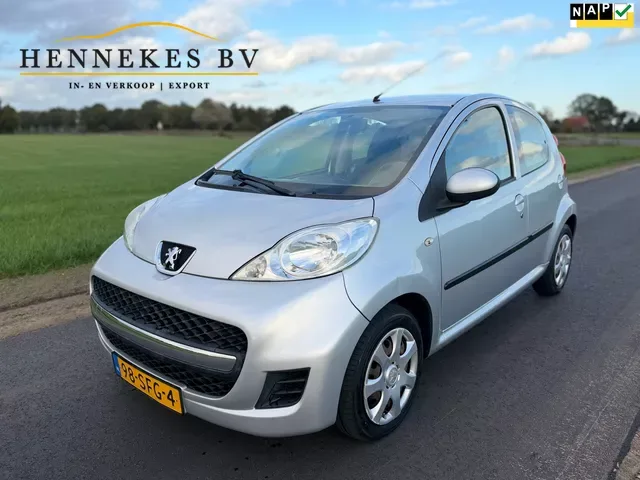 Peugeot 107 (2011) — foto 1