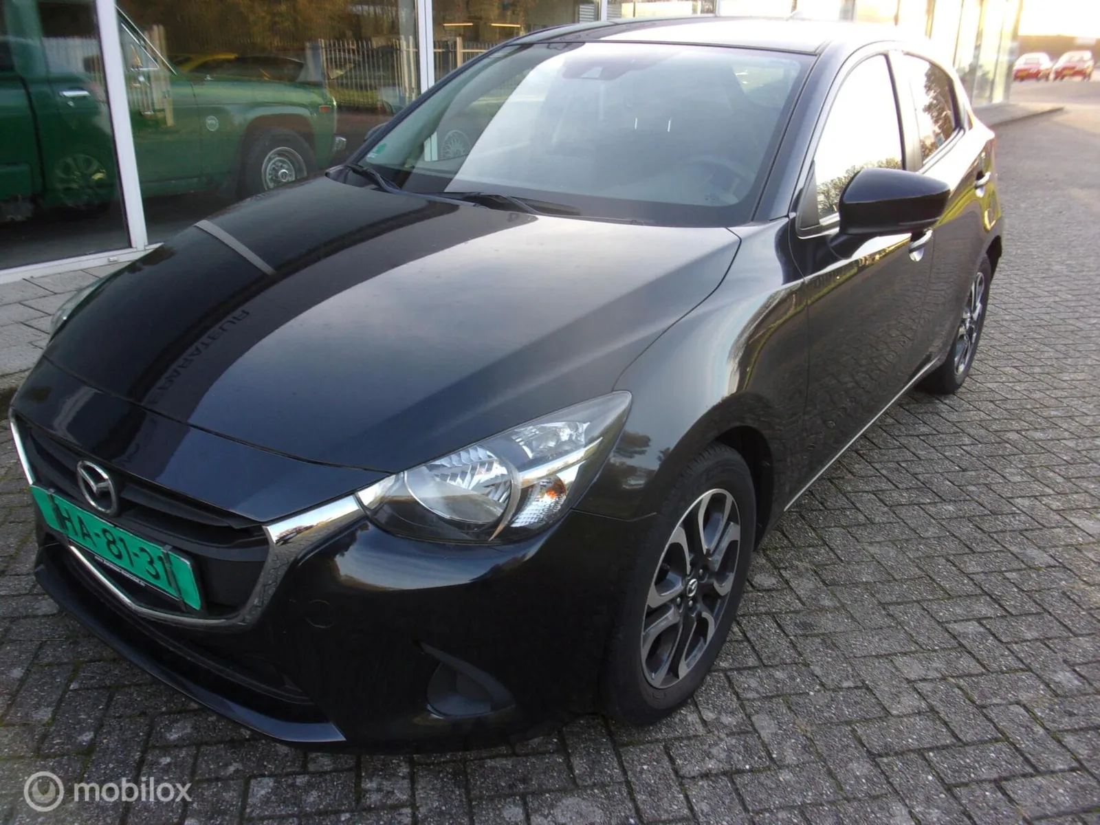 Mazda 2 (2018) — foto 1