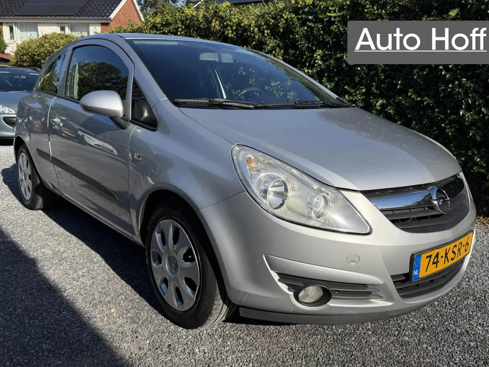 Opel Corsa (2010) — foto 1