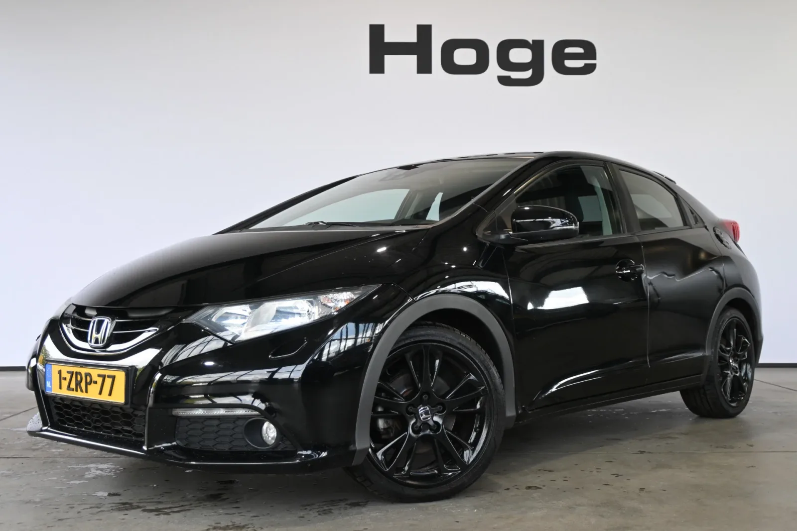 Honda Civic (2015) — foto 1