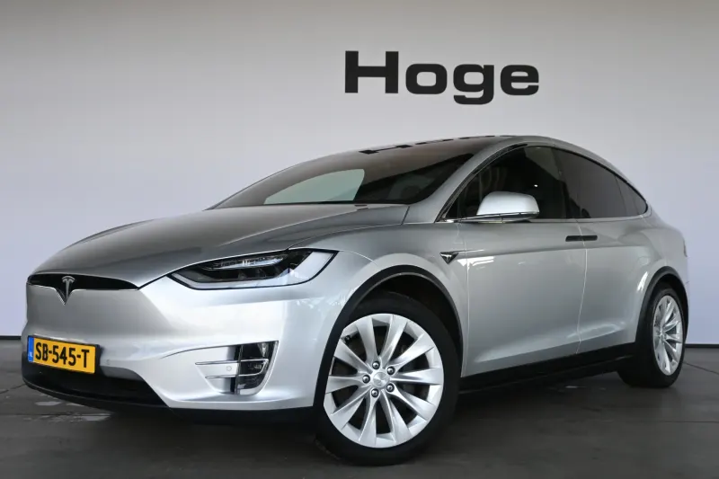 Tesla Model X (2018)