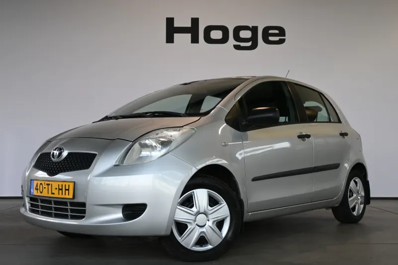 Toyota Yaris (2006)