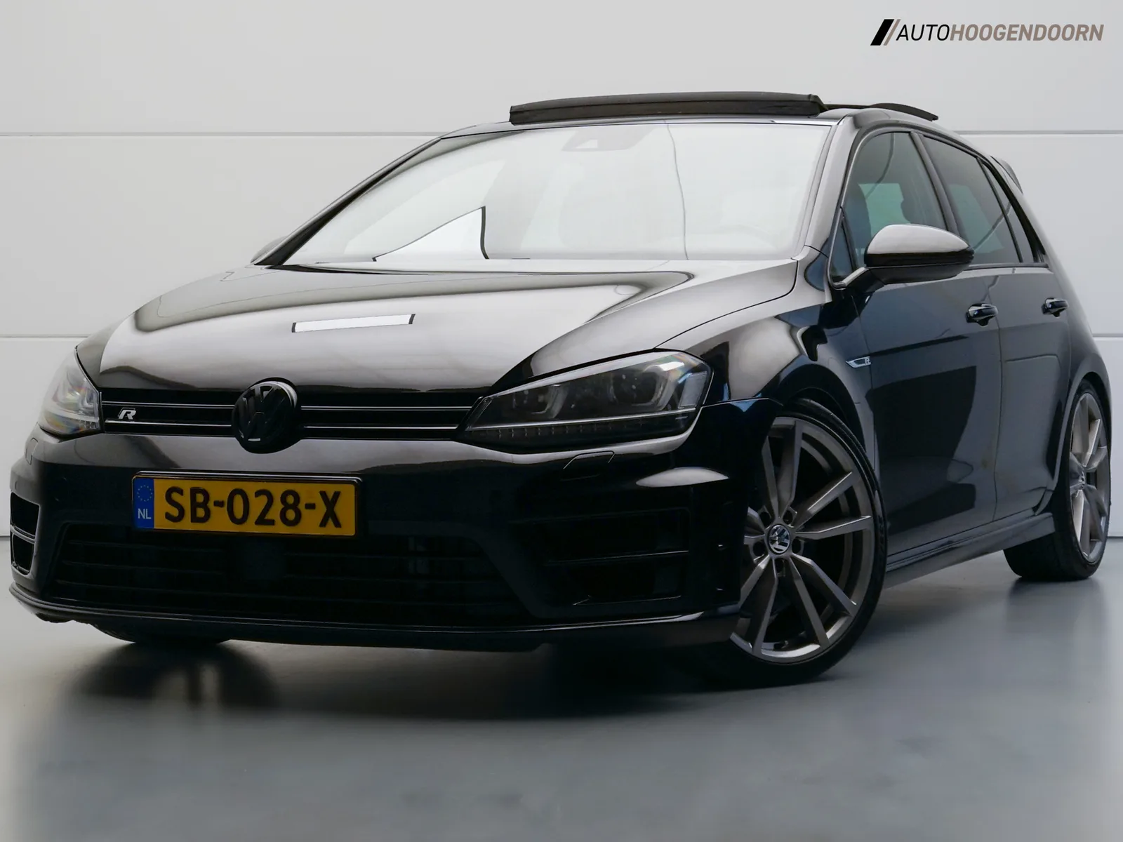 Volkswagen Golf (2014) — foto 1
