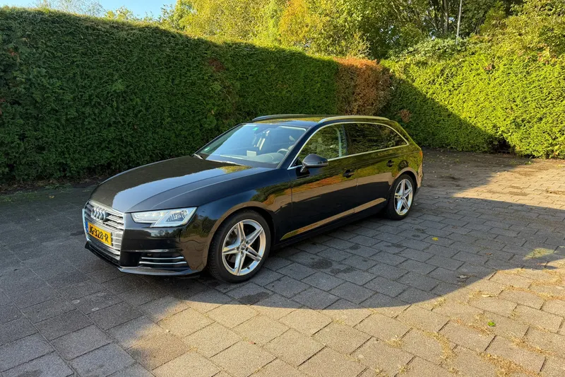 Audi A4 (2016)