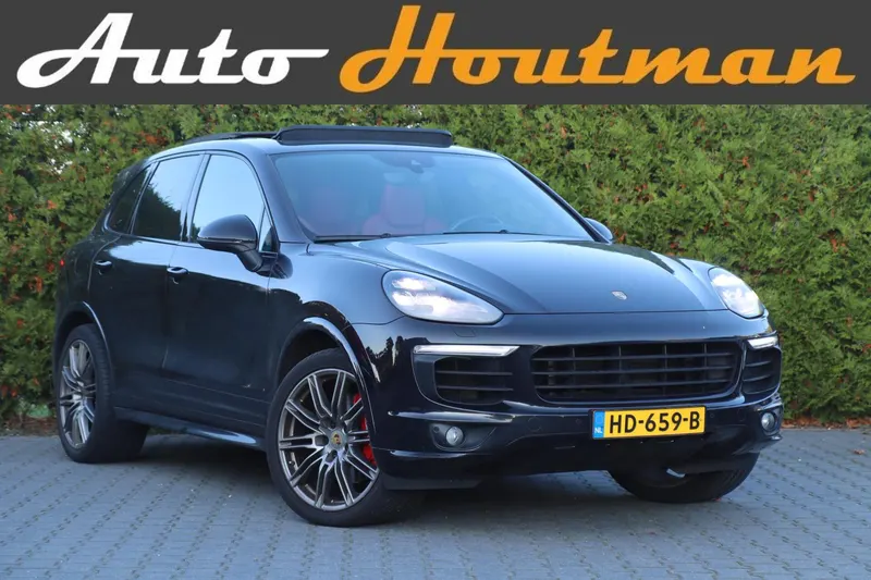 Porsche Cayenne (2015)