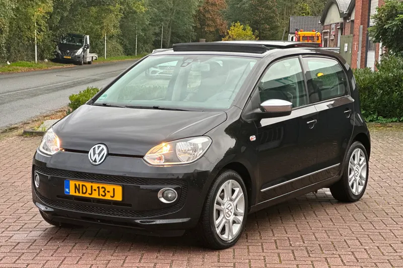 Volkswagen Up! (2014)