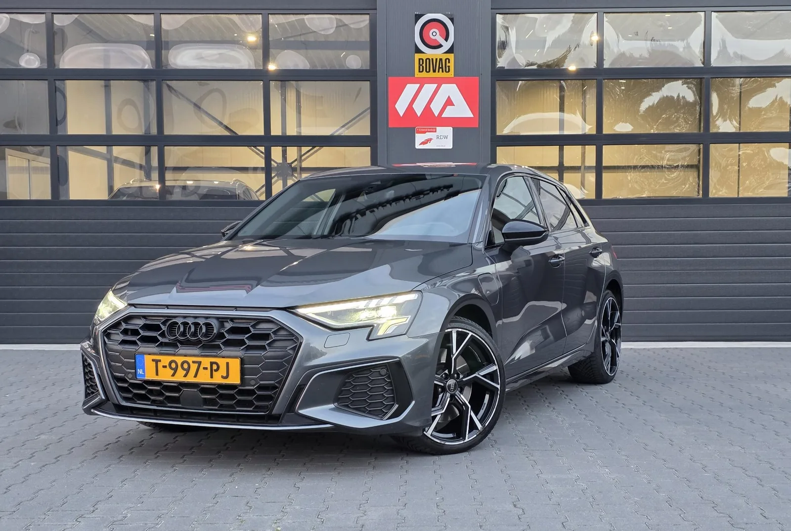 Audi A3 (2021) — foto 1