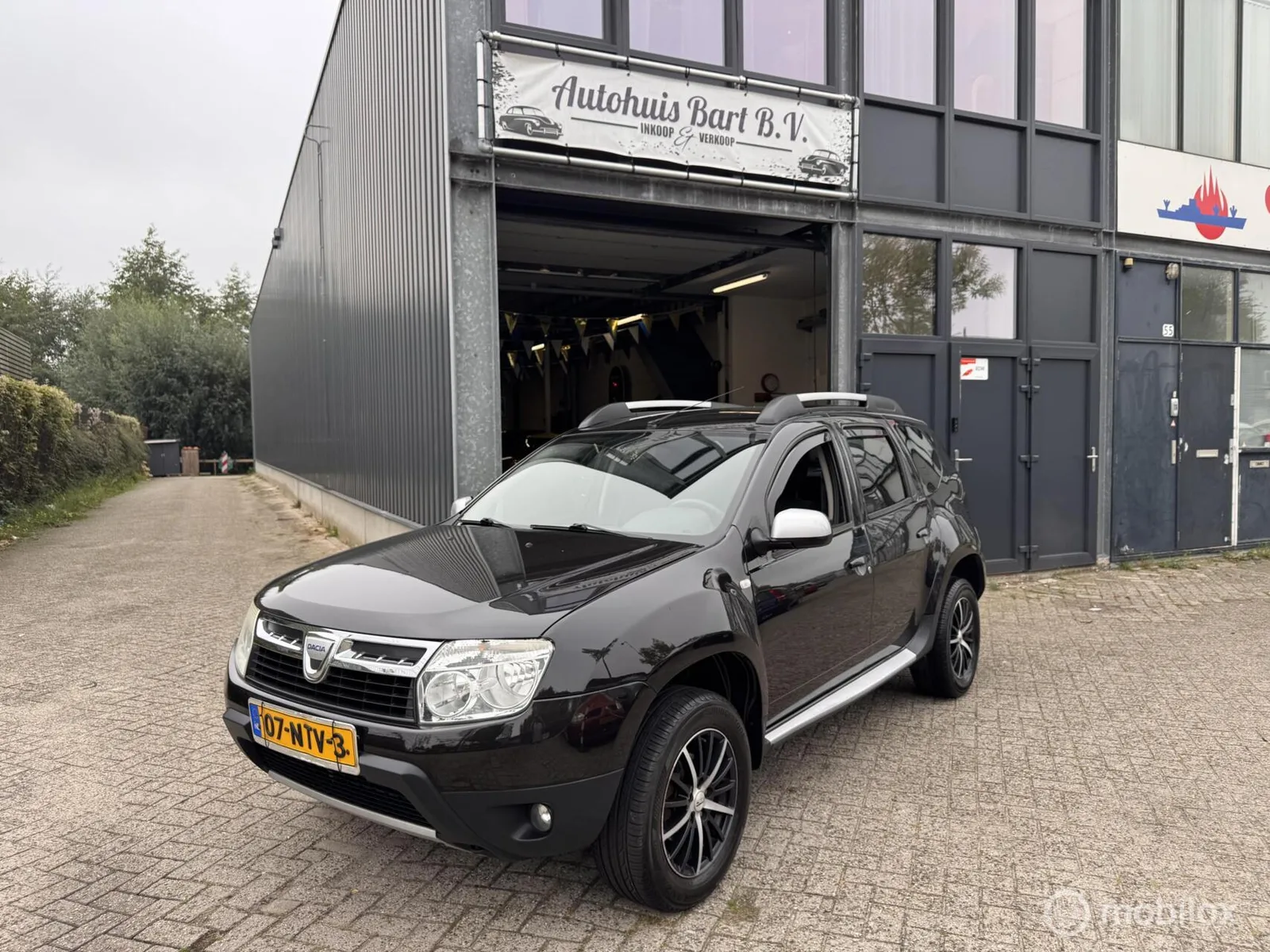 Dacia Duster (2010) — foto 1