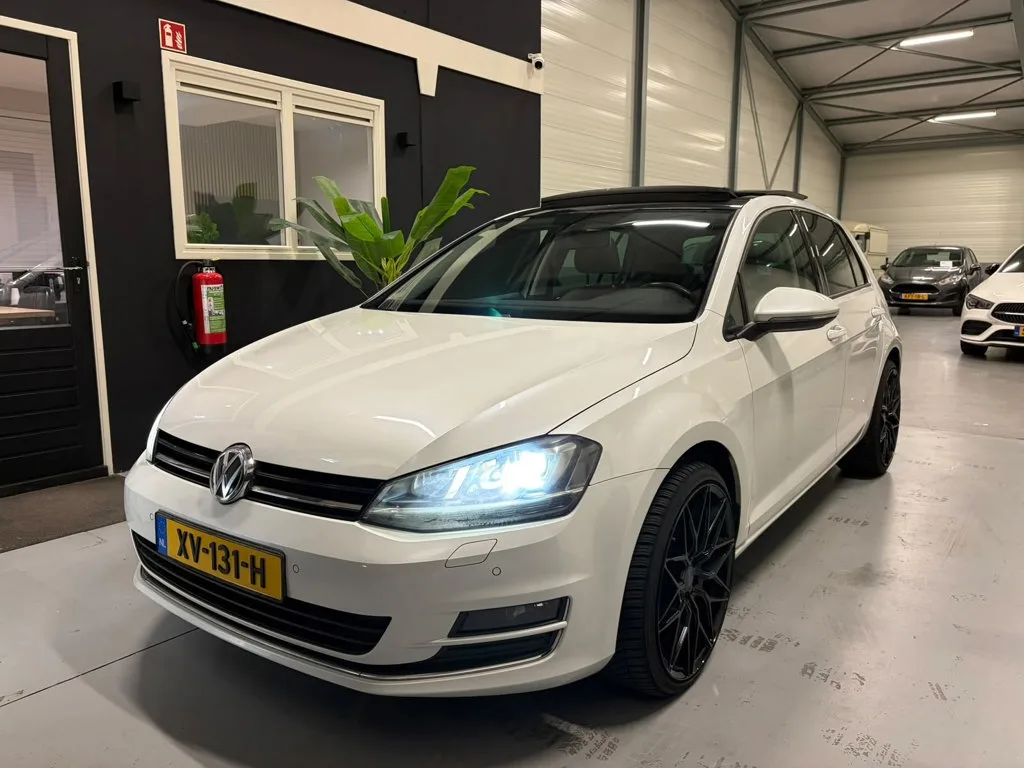 Volkswagen Golf (2013) — foto 1