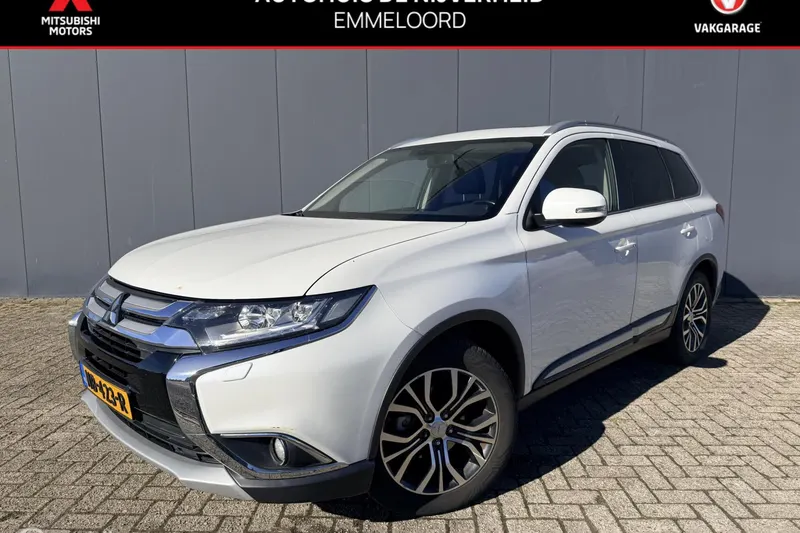 Mitsubishi Outlander (2017)