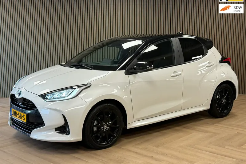 Toyota Yaris (2023)