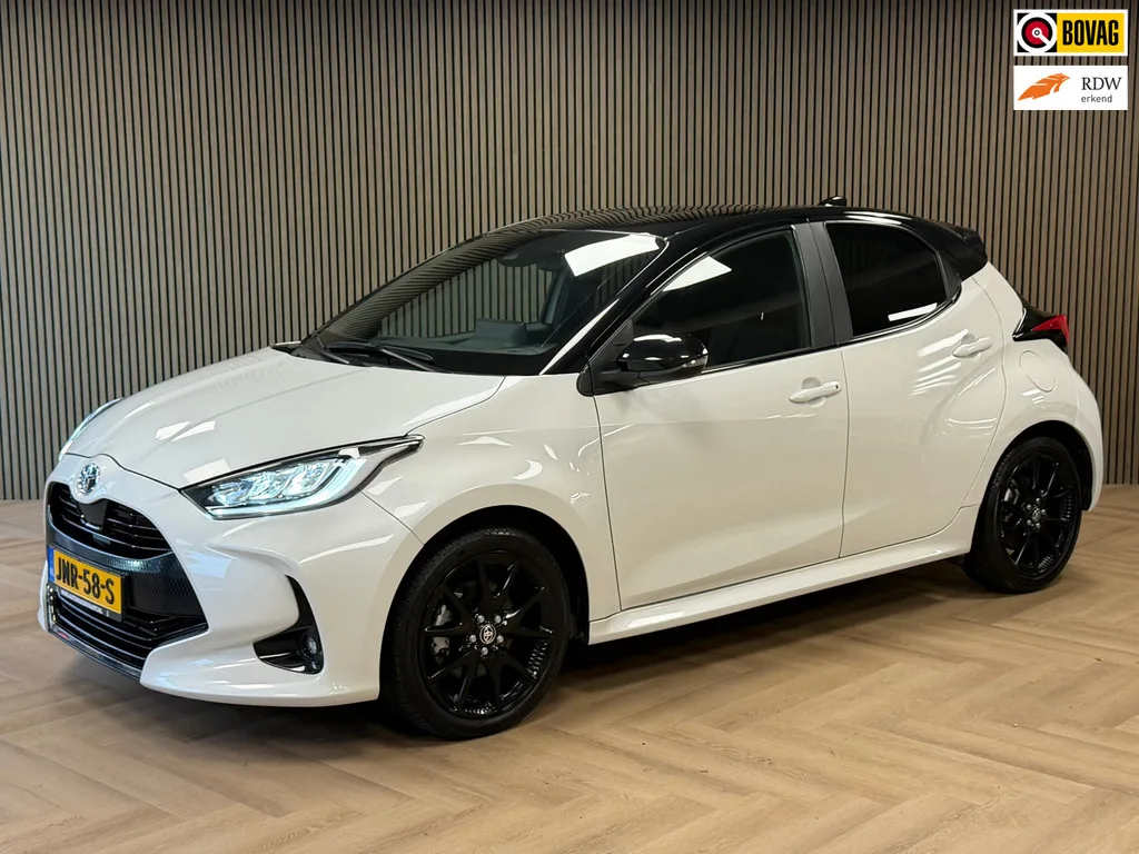 Toyota Yaris (2023) — foto 1
