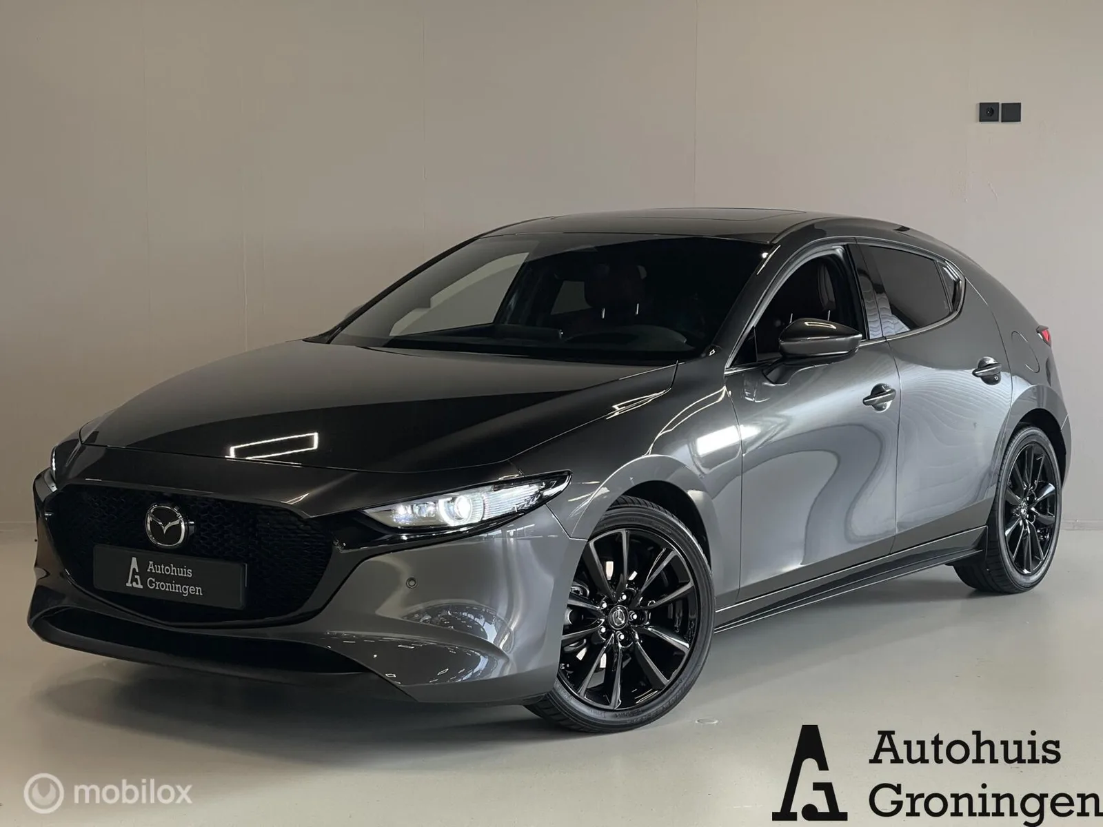 Mazda 3 (2024) — foto 1