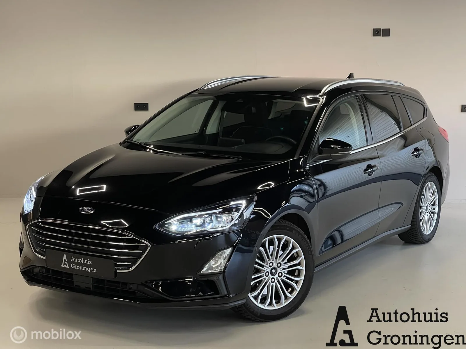 Ford Focus (2019) — foto 1