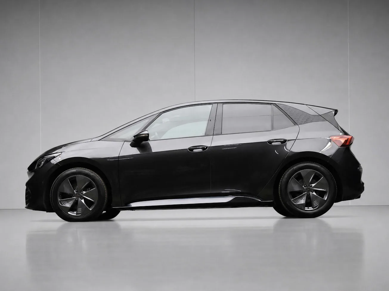 CUPRA Born (2022) — foto 1