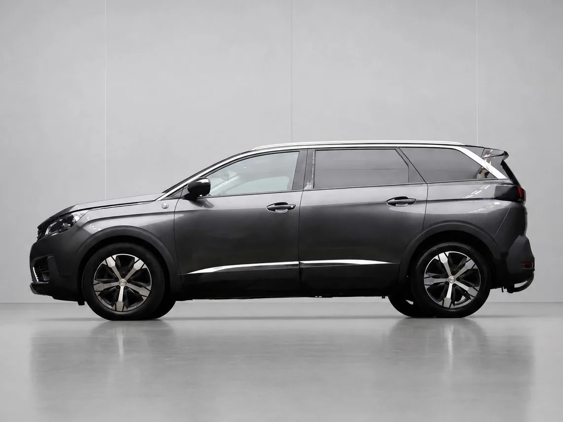Peugeot 5008 (2019) — foto 1