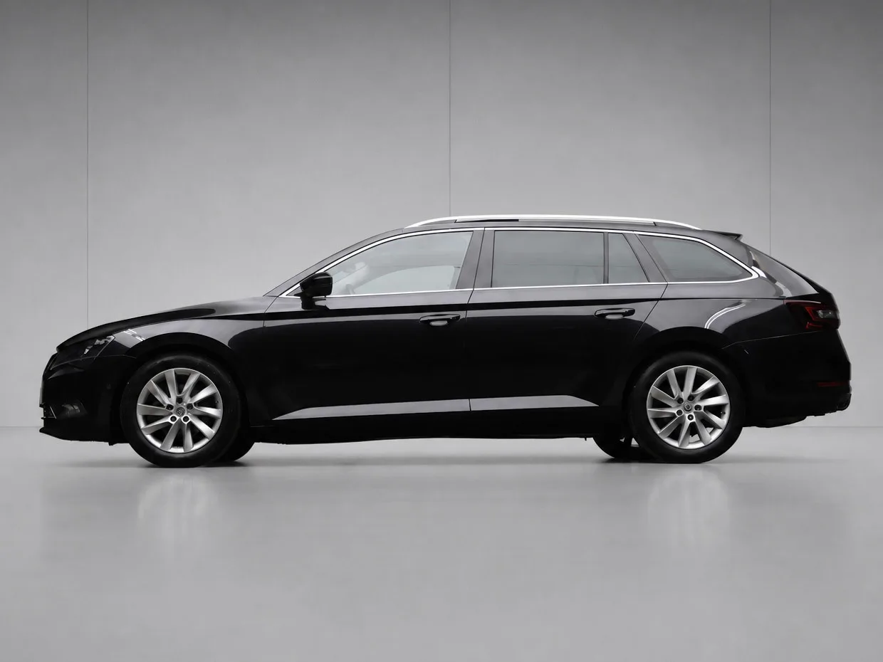 Škoda Superb (2017) — foto 1