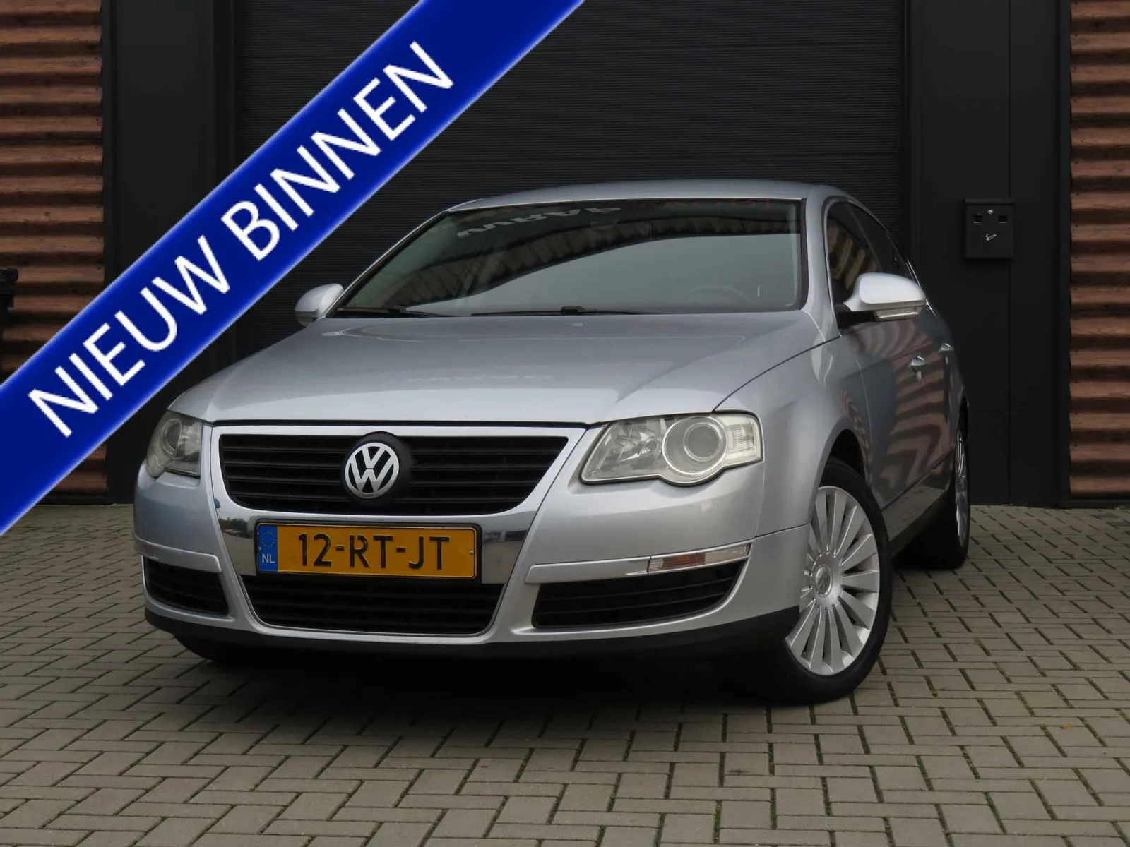 Volkswagen Passat (2005) — foto 1