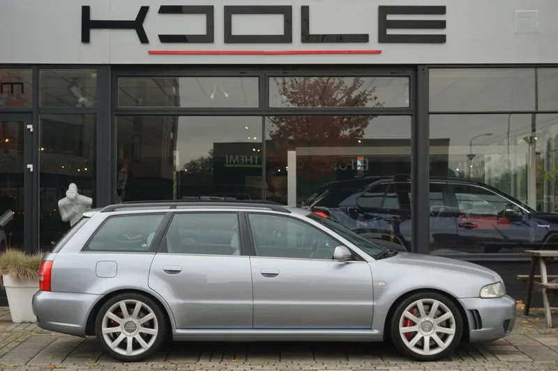 Audi RS 4 (2001)