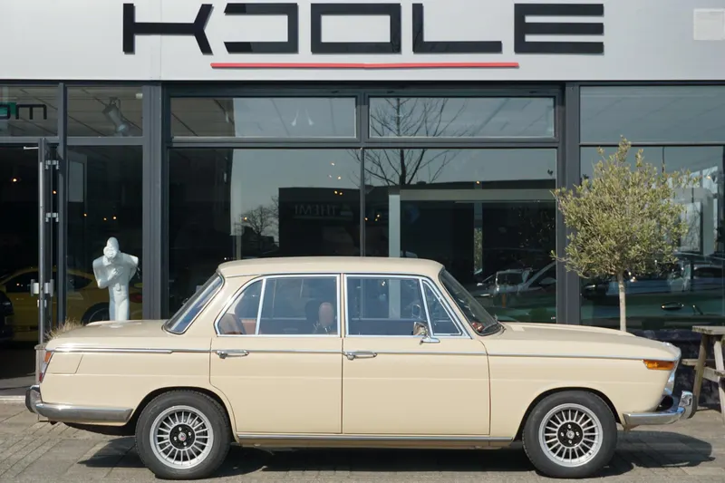 BMW 1800 (1971)