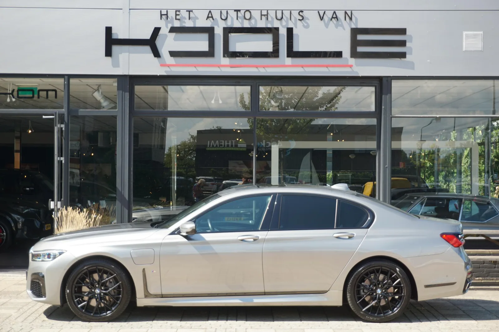BMW 7-Serie (2019) — foto 1