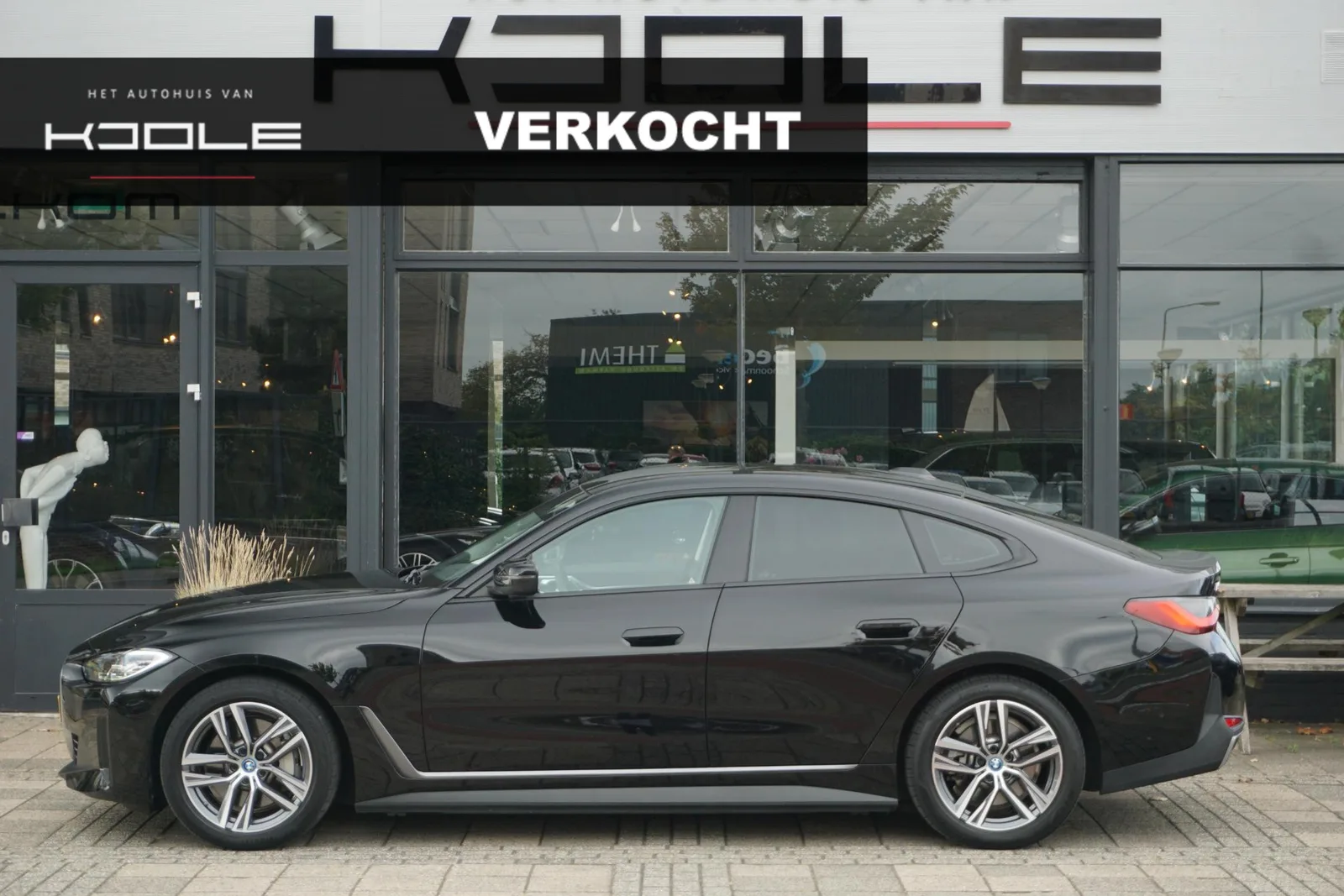 BMW i4 (2022) — foto 1