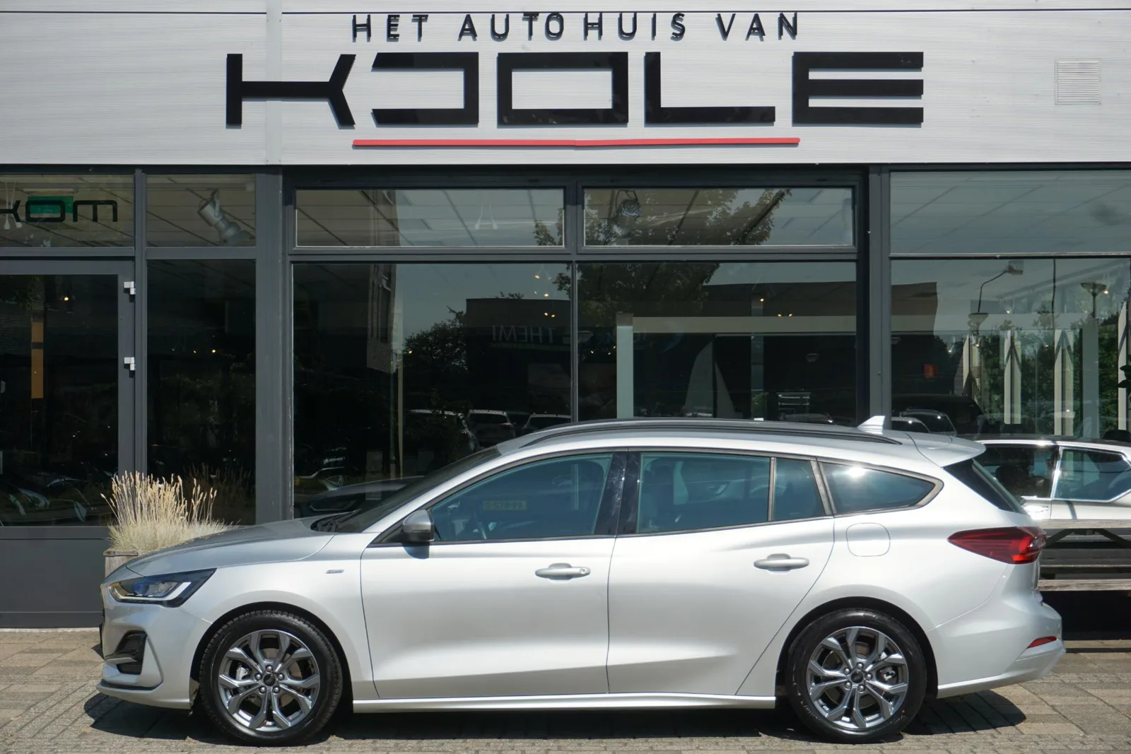 Ford Focus (2023) — foto 1