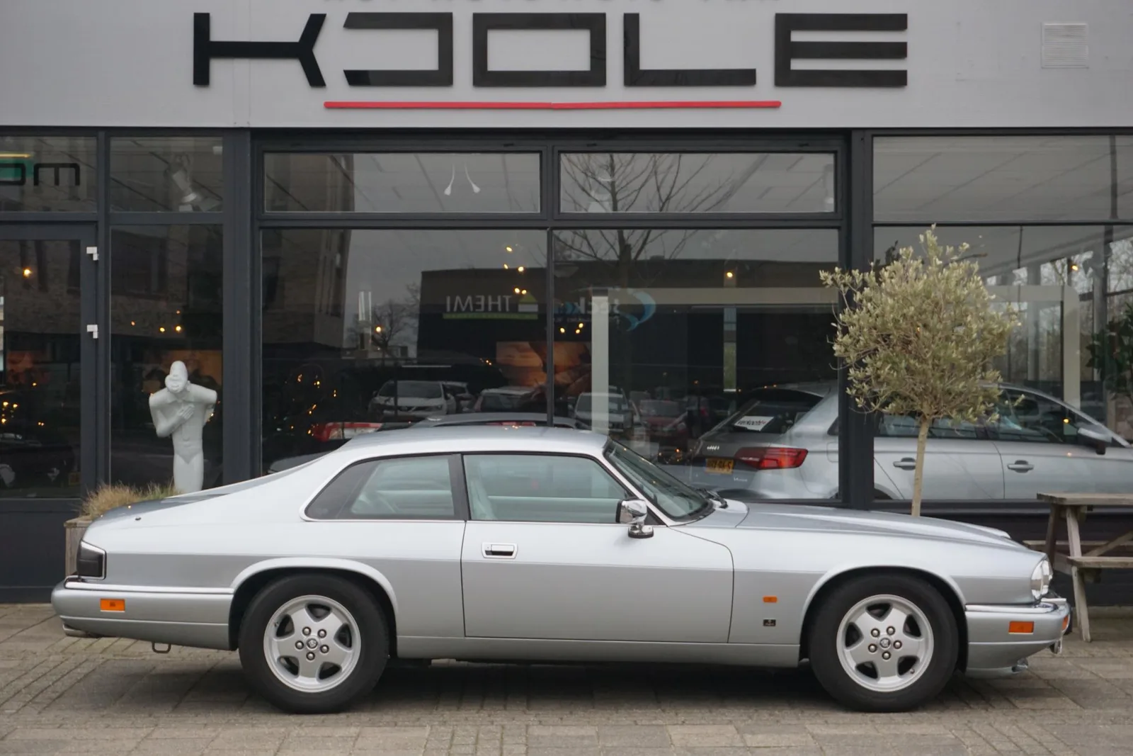 Jaguar XJ (1994) — foto 1