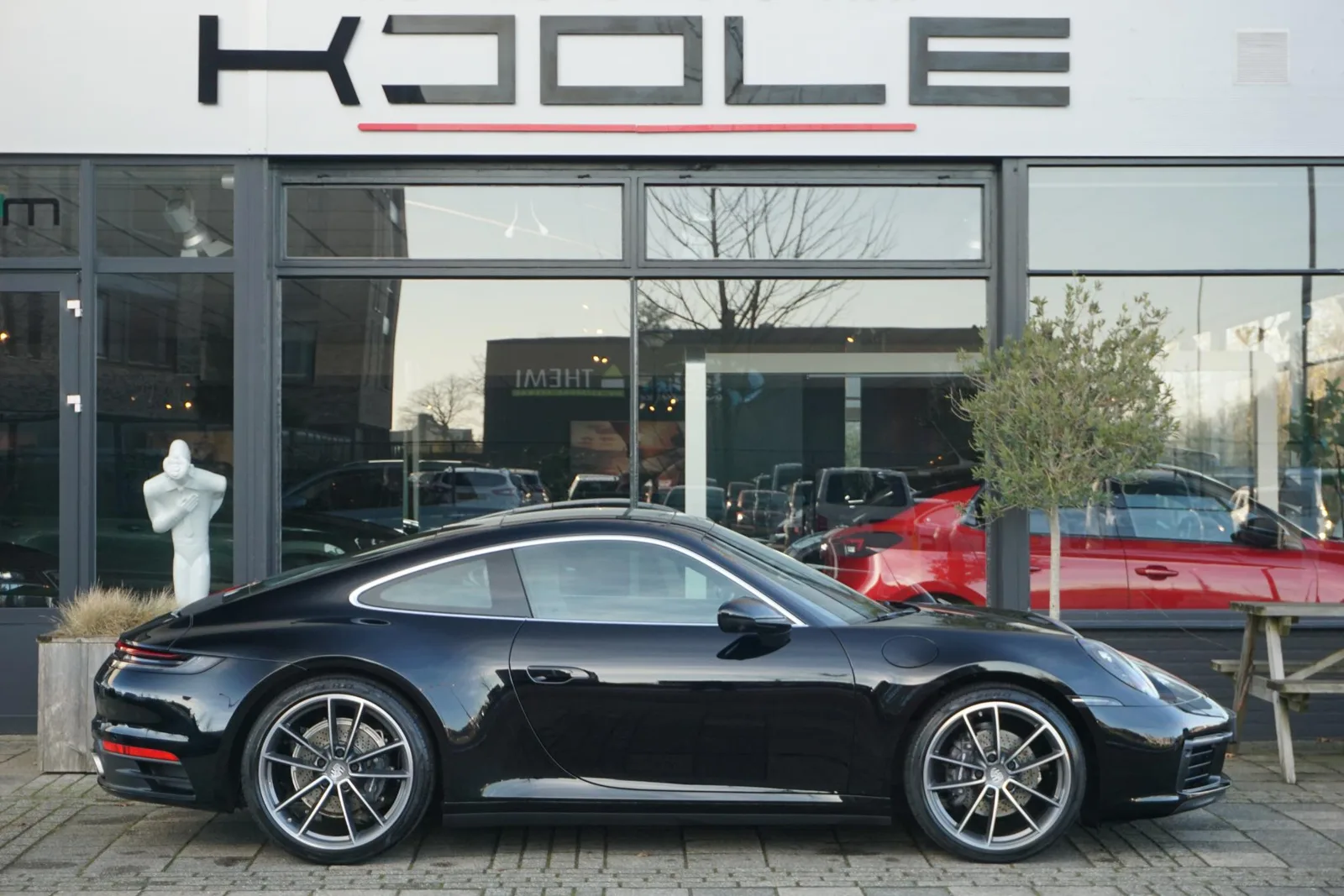 Porsche 911 (2019) — foto 1