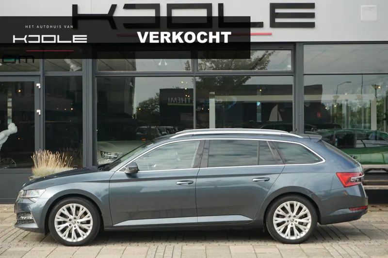 Škoda Superb (2022)
