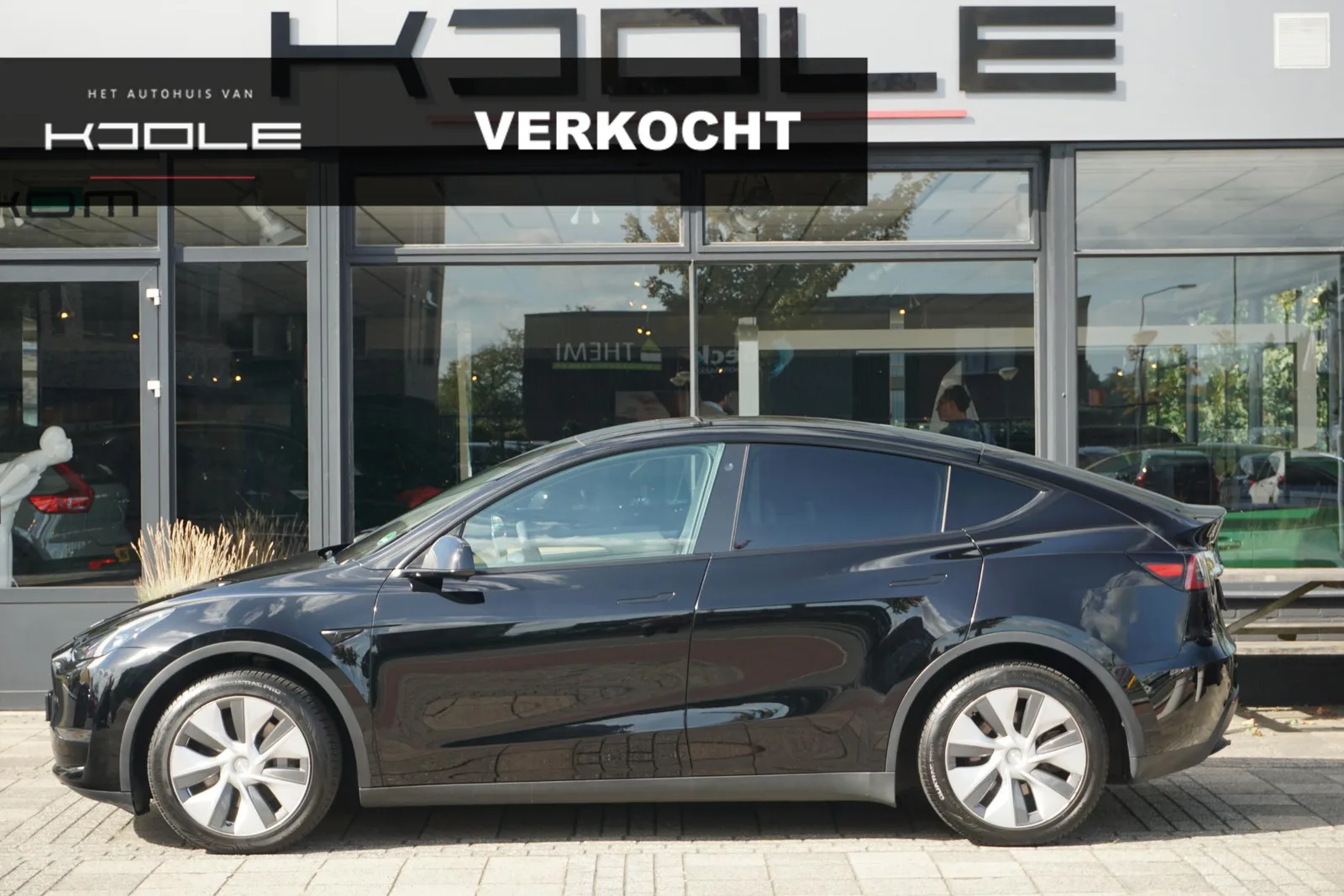 Tesla Model Y (2023) — foto 1