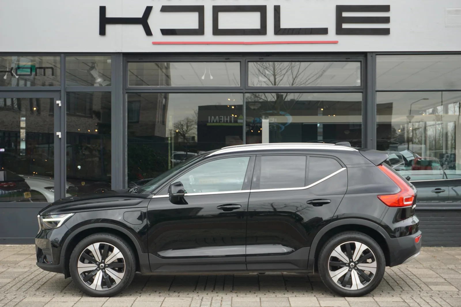 Volvo XC40 (2022) — foto 1