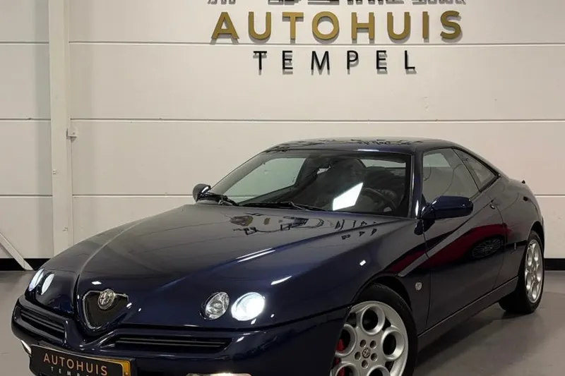 Alfa Romeo GTV (2001)