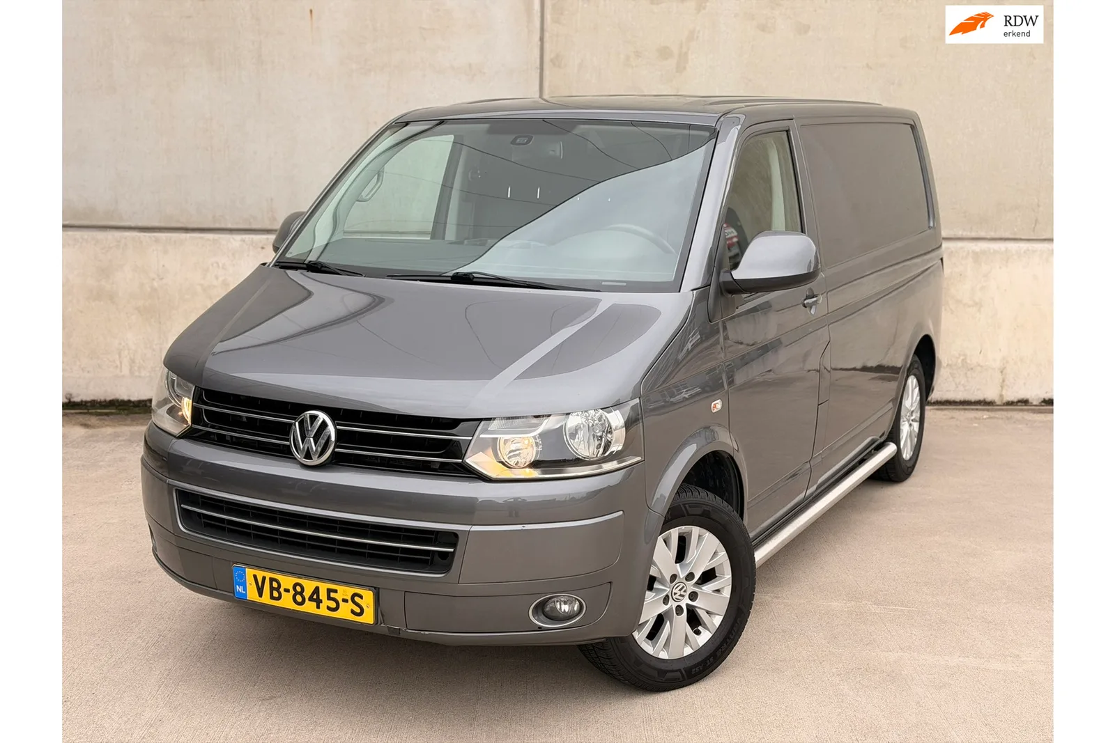 Volkswagen Transporter (2013) — foto 1