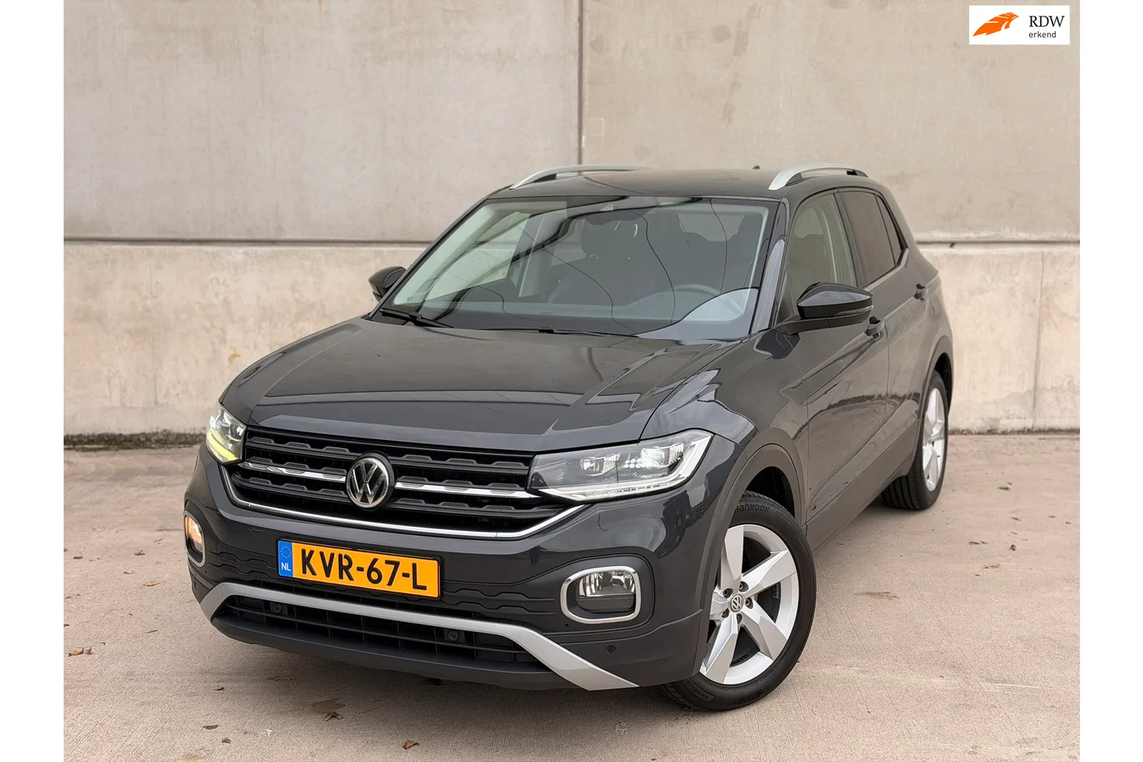Volkswagen T-Cross (2020) — foto 1