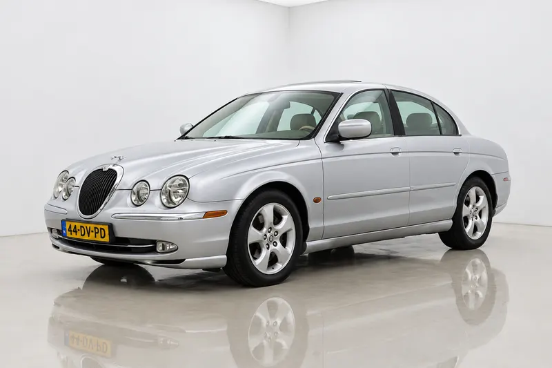 Jaguar S-Type (2000)