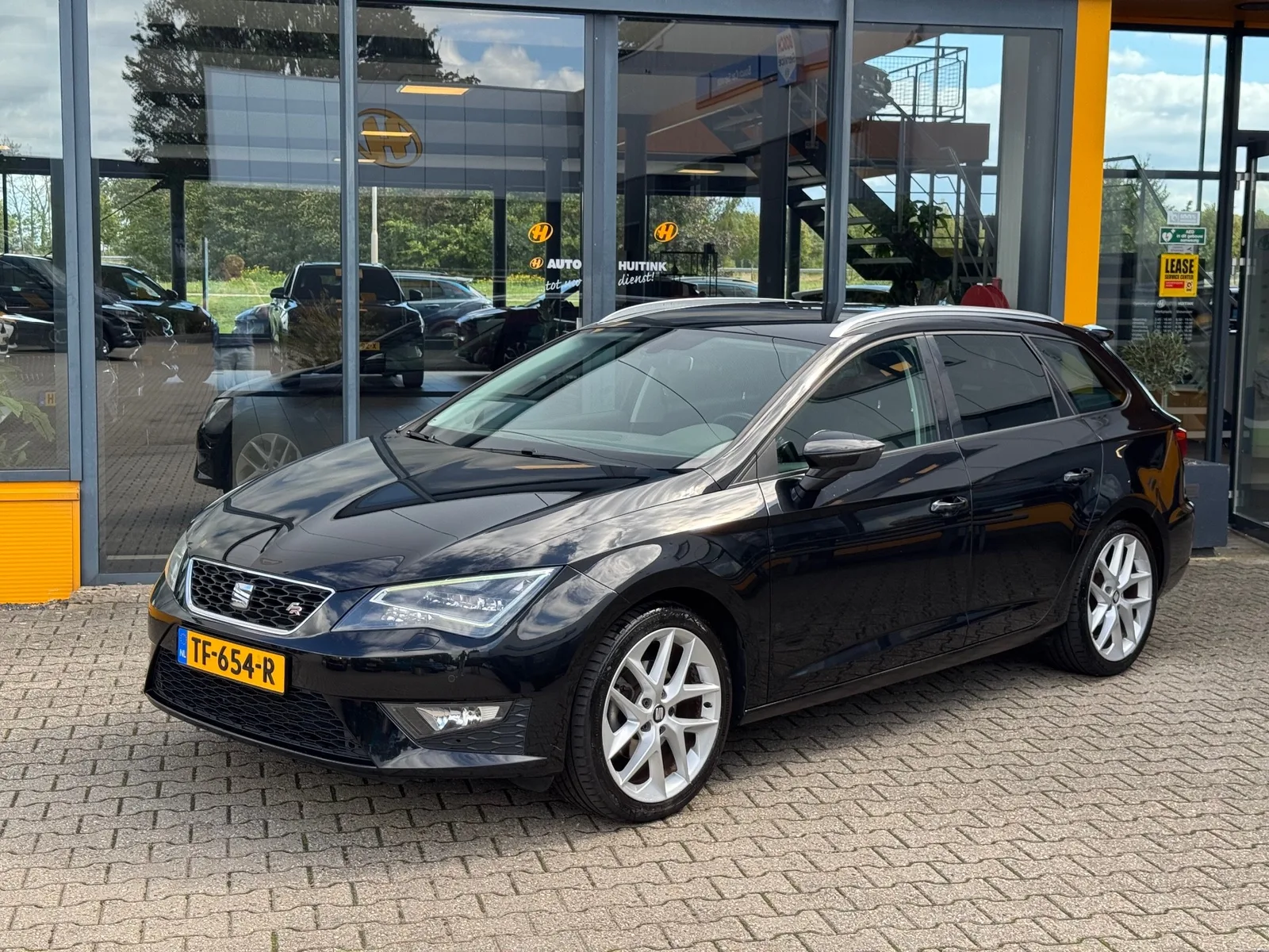 SEAT Leon (2016) — foto 1