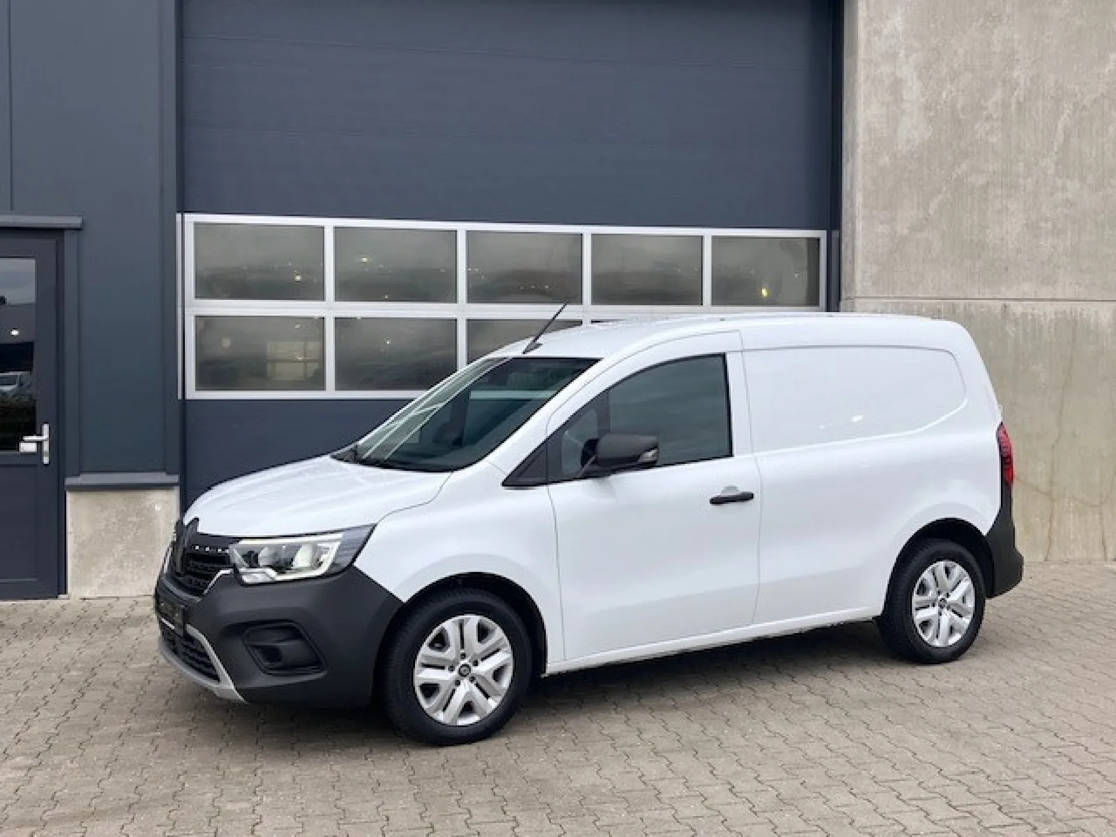 Renault Kangoo (2024) — foto 1