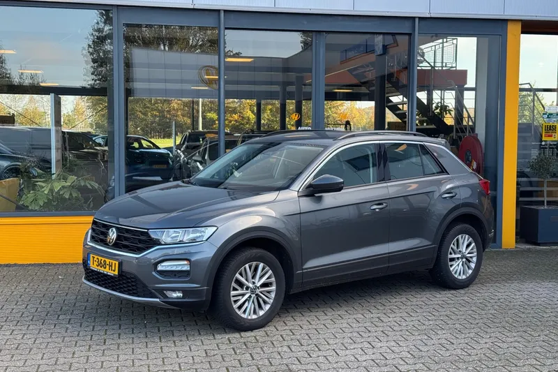 Volkswagen T-Roc (2021)