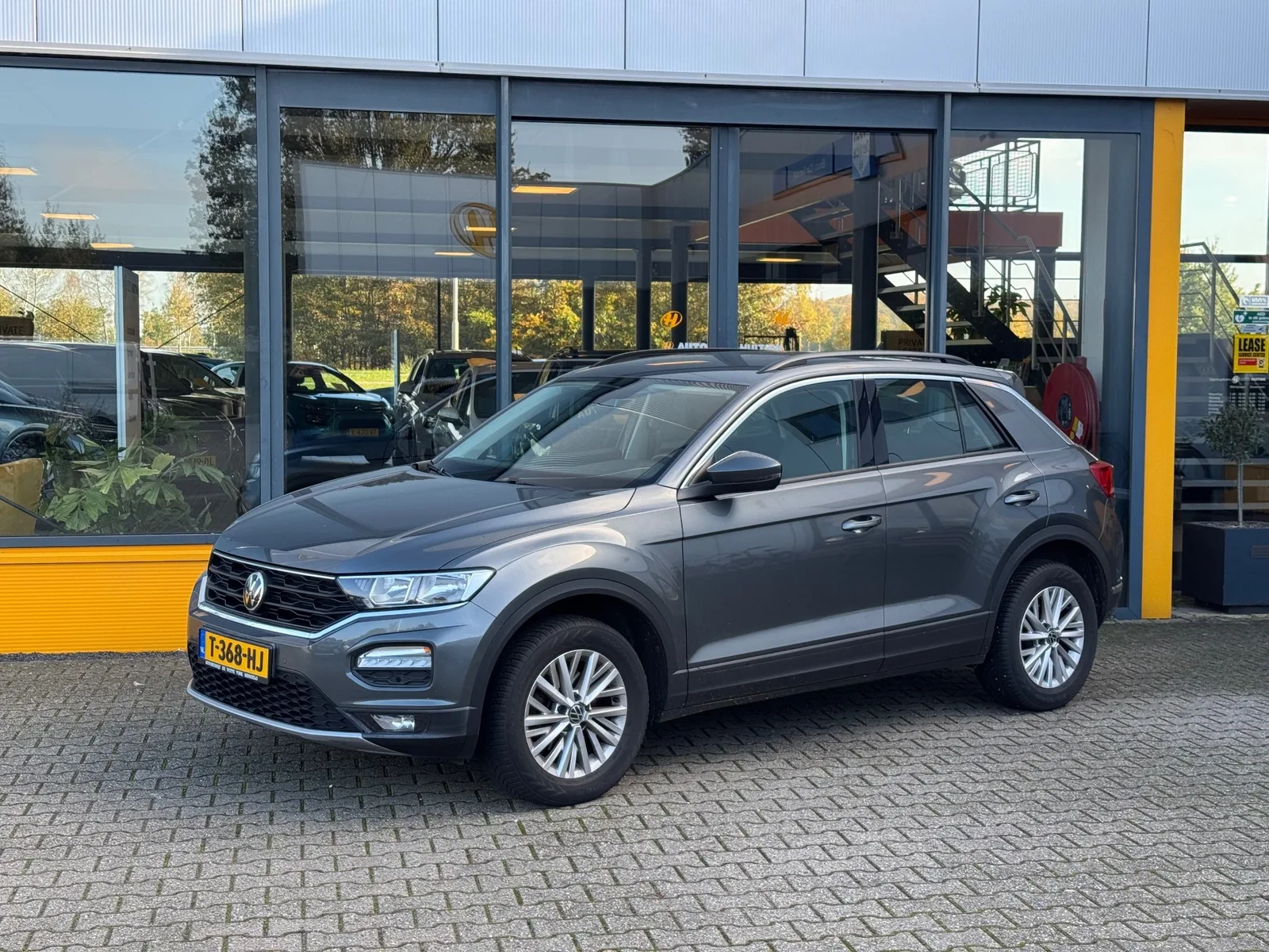 Volkswagen T-Roc (2021) — foto 1