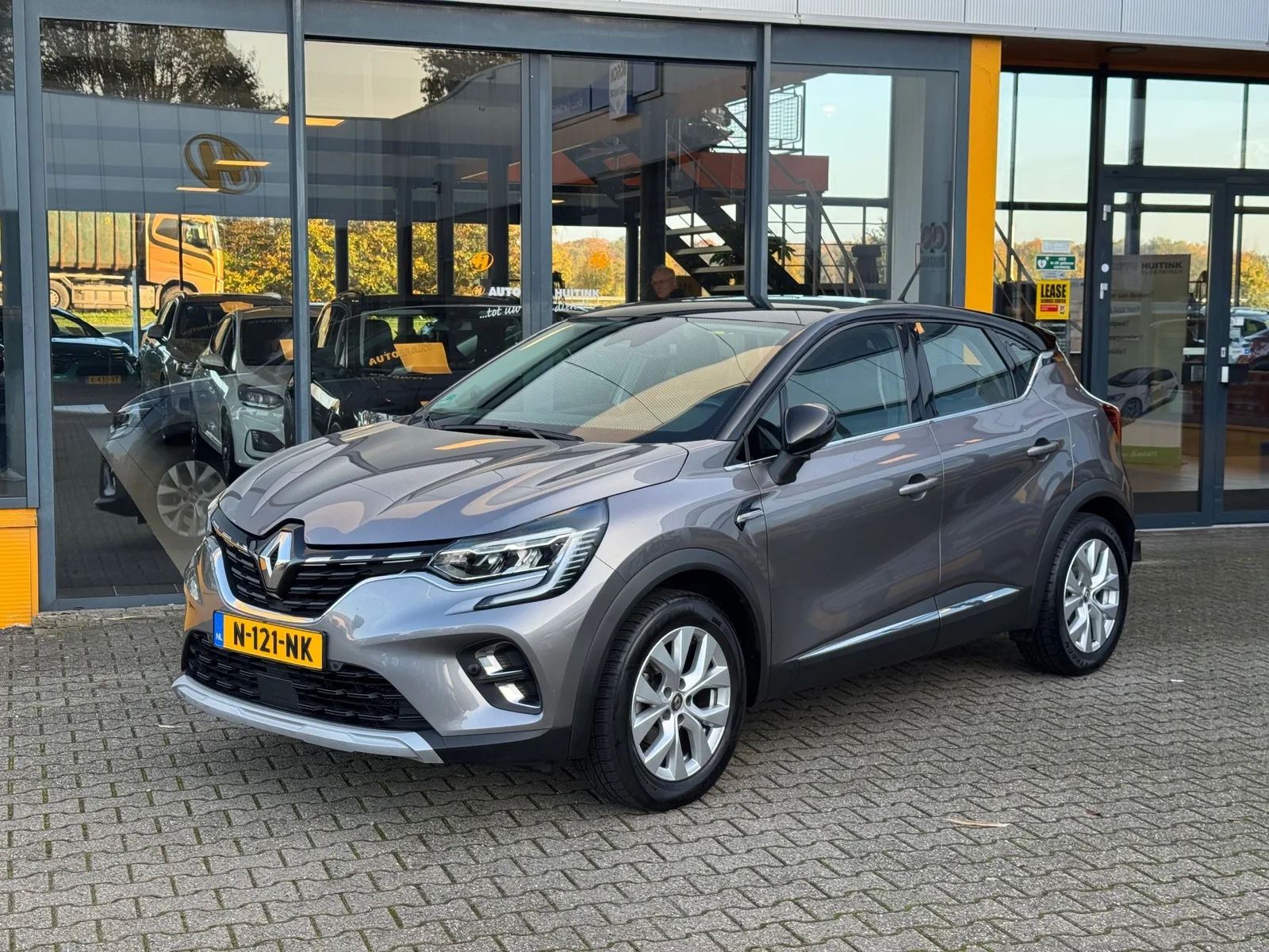Renault Captur (2021) — foto 1